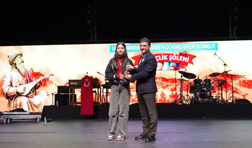 Uluslararasi Dede Korkut Oyku Yarismasi Odulleri Sahiplerini Buldu4