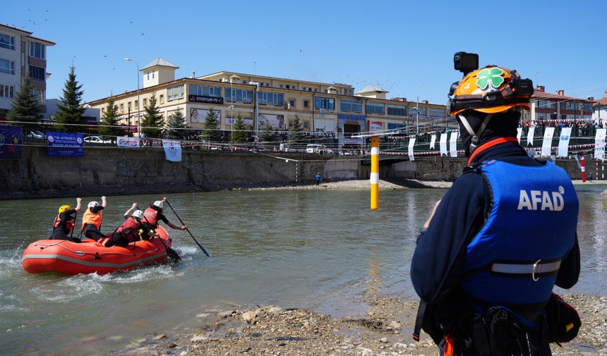 Bayburtta Universiteler Arasi Rafting Turkiye Sampiyonasi Basladi1