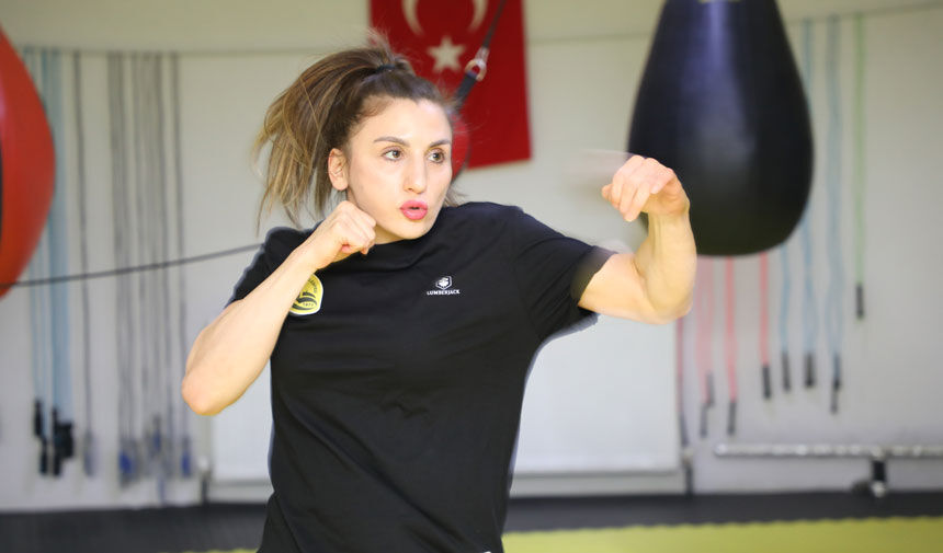 Elif Nur Turhan Yeni Zaferler Icin Bayburtta Kampta2