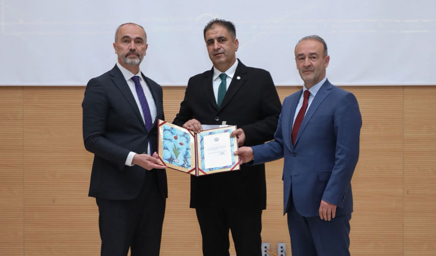 Bayburt Universitesi 9 Dede Korkut Odulleri Sahiplerini Buldu1