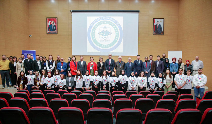 Bayburt Universitesinde 1 Dede Korkut Genclik Toyu Coskusu2