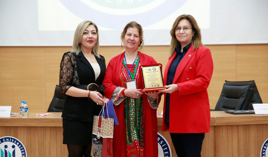 Bayburt Universitesinde 1 Dede Korkut Genclik Toyu Coskusu5