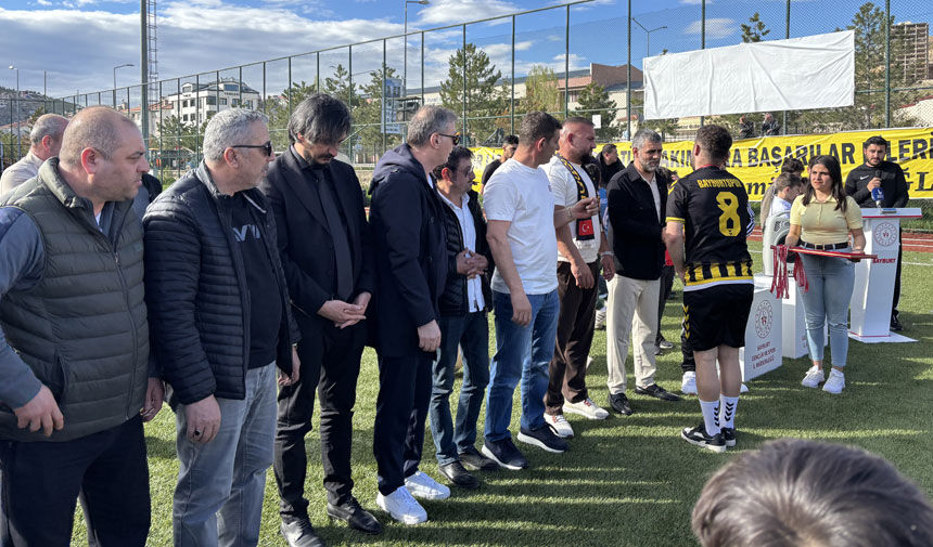 Bayburtspor Adeta Kullerinden Dogdu 25 Yil Sonra Sampiyon2