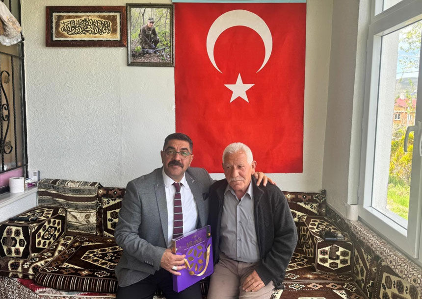 Bayburtta Sehit Yakinlari Ve Gazilere Bayram Ziyareti1