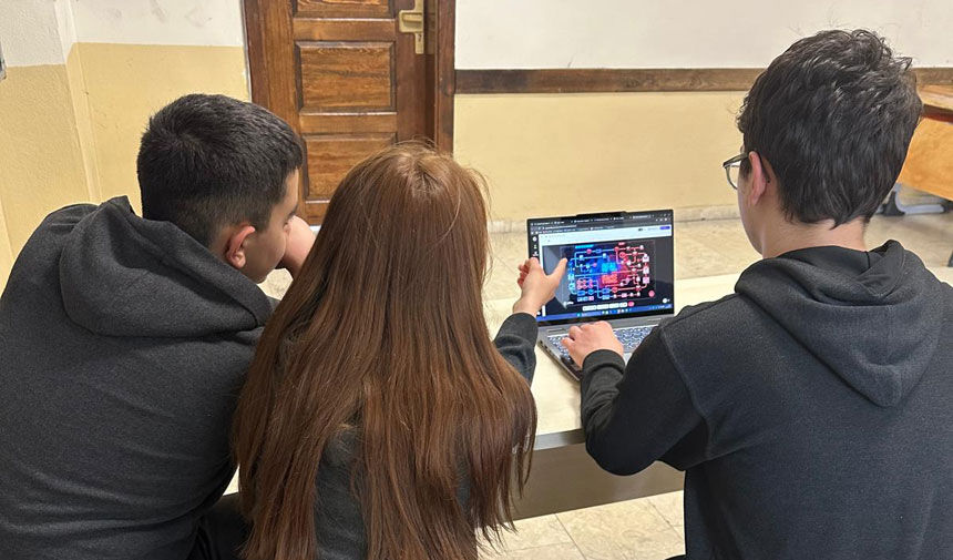 Bayburt Lisesinin Uluslararasi Basarisi Literatex From Digital To Visual1