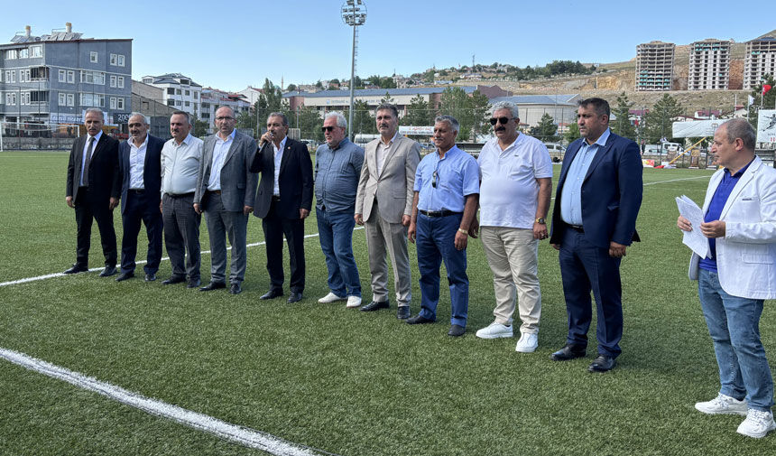 Bayburt Kultur Ve Yardim Dernegi Turnuvasinda Kupa Agorensporun2