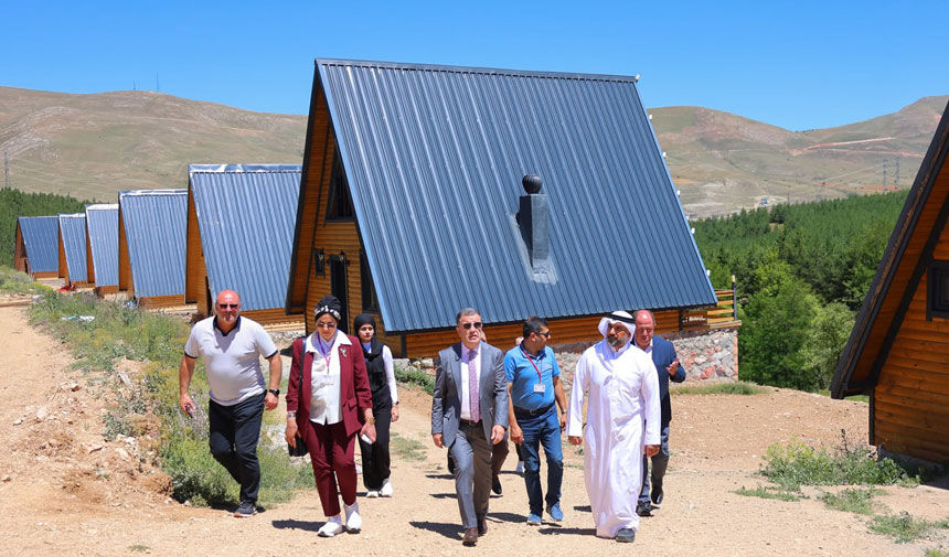 Aslandagi Bungalov Evleri Projesi Yabanci Heyete Tanitildi2