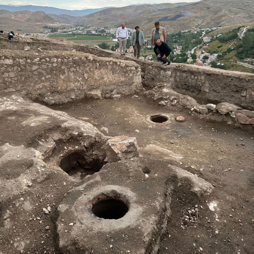 Binlerce Yillik Gizem Cozuluyor Bayburt Kalesi Ilk Tunc Cagina Dayaniyor1