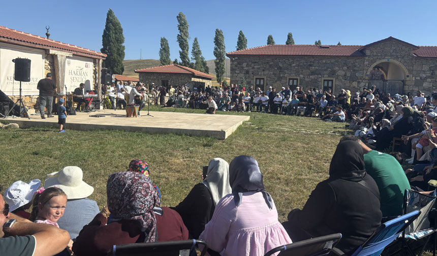 7 Harman Senliginde Anadolunun Kadim Degerleri Yeniden Yasatildi4