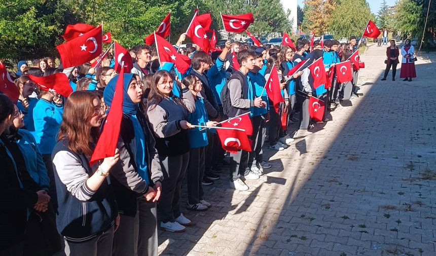 Bayburtta 133 Okulda Ilk Ders Zili Caldi1