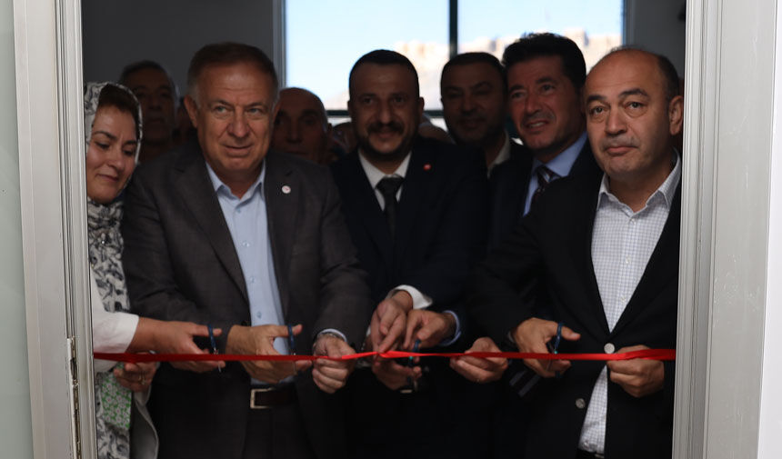 Yeni Parti Bayburt Il Baskanligi Torenle Hizmete Acildi3