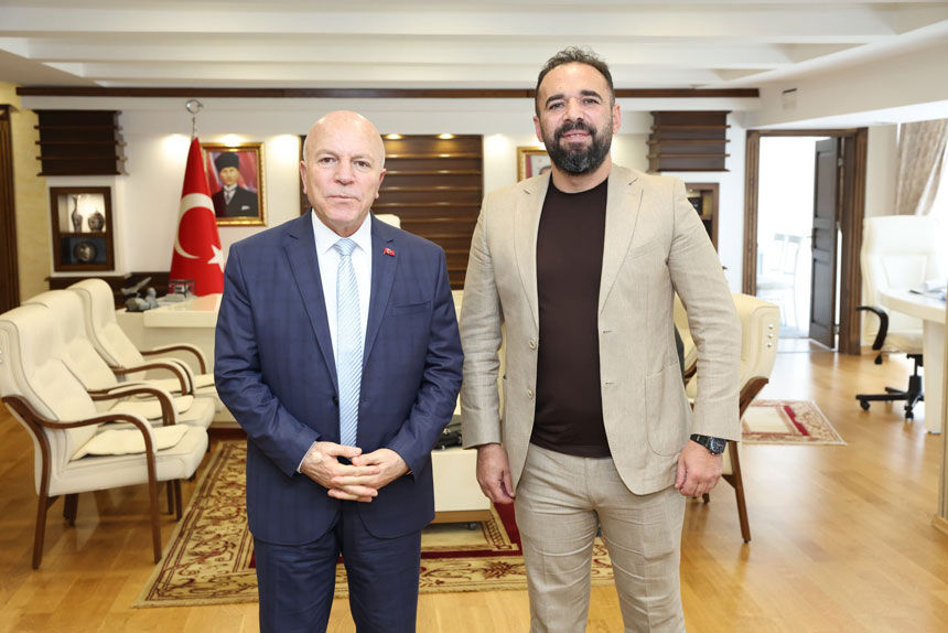 Bayburtspordan Erzurum Buyuksehir Belediye Baskani Sekmene Tesekkur1