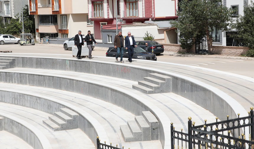 Baskan Memis Calisma Alanlarini Kontrol Etti1