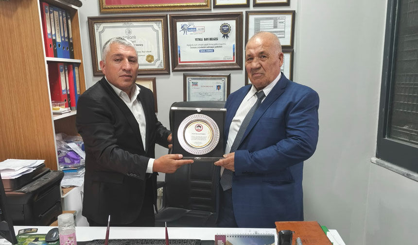 Ahilik Haftasinda Vefa Ornegi Eski Oda Baskanlari Onurlandirildi1