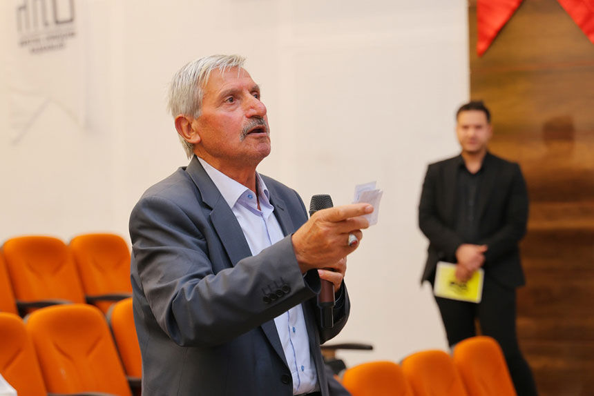 Tuzcuzade Mahallesi Kentsel Donusum Projesi Hak Sahiplerine Anlatildi3