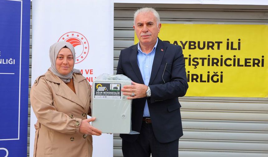 Bayburt Belediyesinden Ariciliga 95 Milyon Liralik Ekipman Destegi1