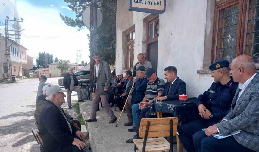 Aydıntepe Kaymakamı Yıldırım köylerde