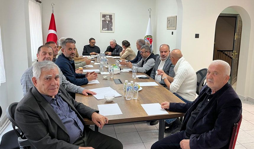 Baskent Bayburt Dernekleri Federasyonu Yonetim Kurulu Toplandi1