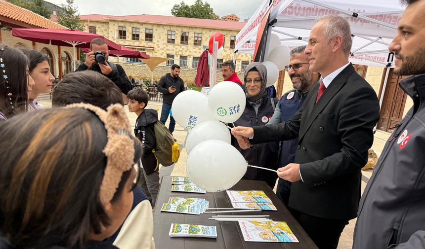 Bayburtta Cevre Bilinci Icin Anlamli Etkinlik 0Dan Cop31E2
