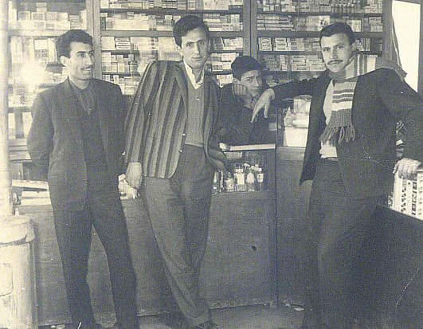 O Unutulmaz Ilac Kokusu Da Mazide Kaldi Bayburtun Ilk Eczanesi Sekil Degistiriyor5