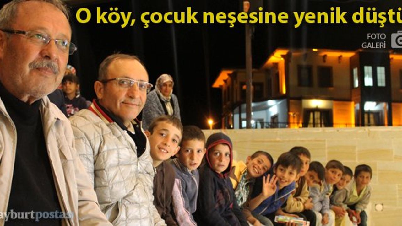 O köy, çocuk neşesine yenik düştü!
