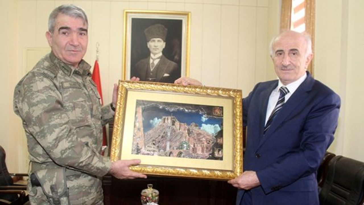 Orgeneral Savaş'tan Vali Odabaş'a ziyaret