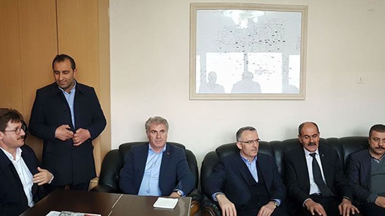 Ağbal'dan MHP Bayburt teşkilatına ziyaret