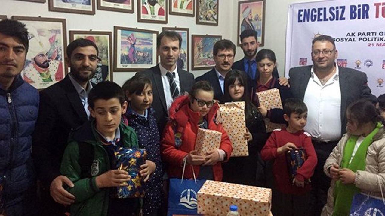 Bayburt AK Parti, engelli çocuklarla bir araya geldi