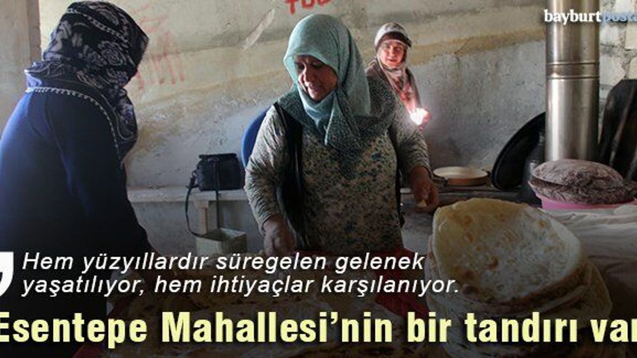 Mahalleli ekmeğini tandırda pişiriyor
