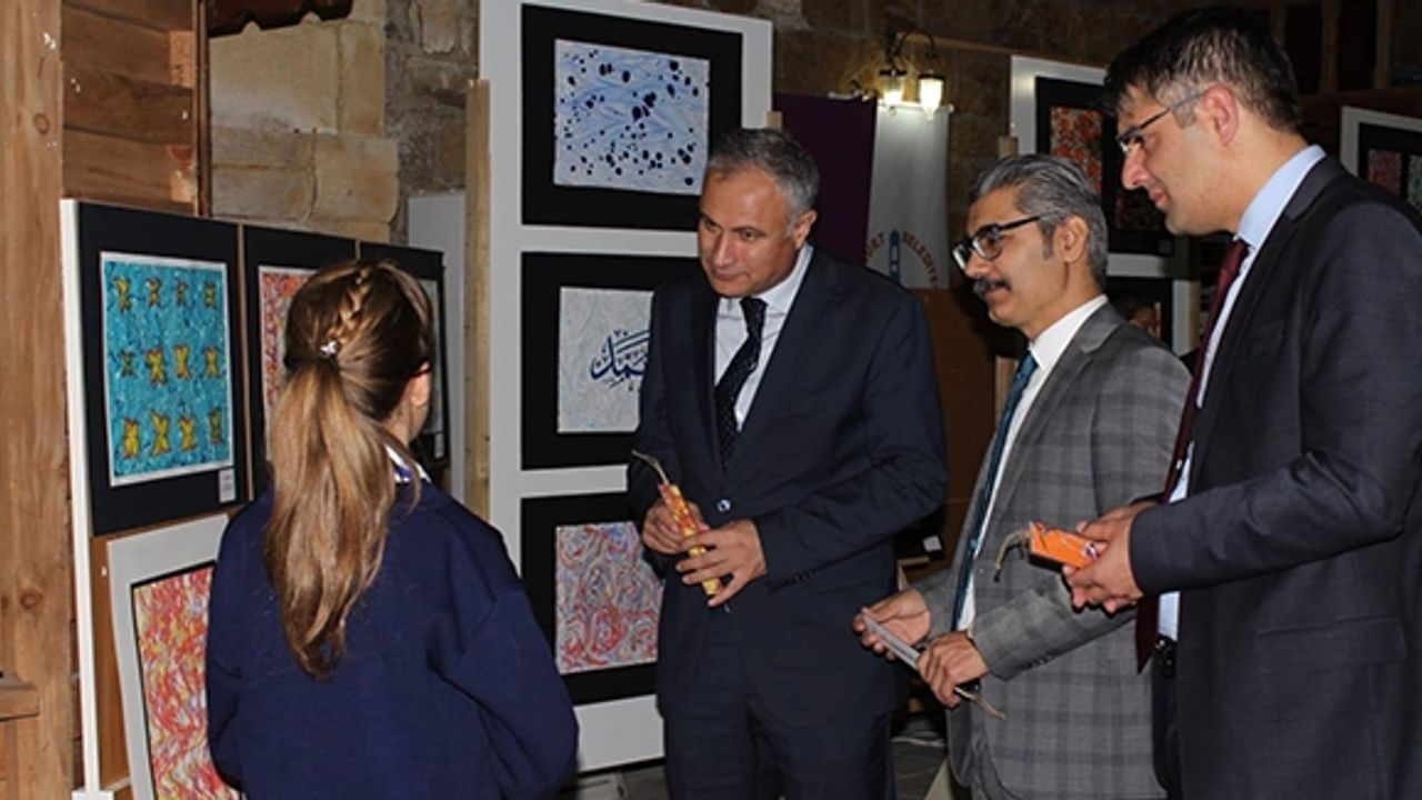 SODES'le Sanat Rüzgarı sergisi açıldı