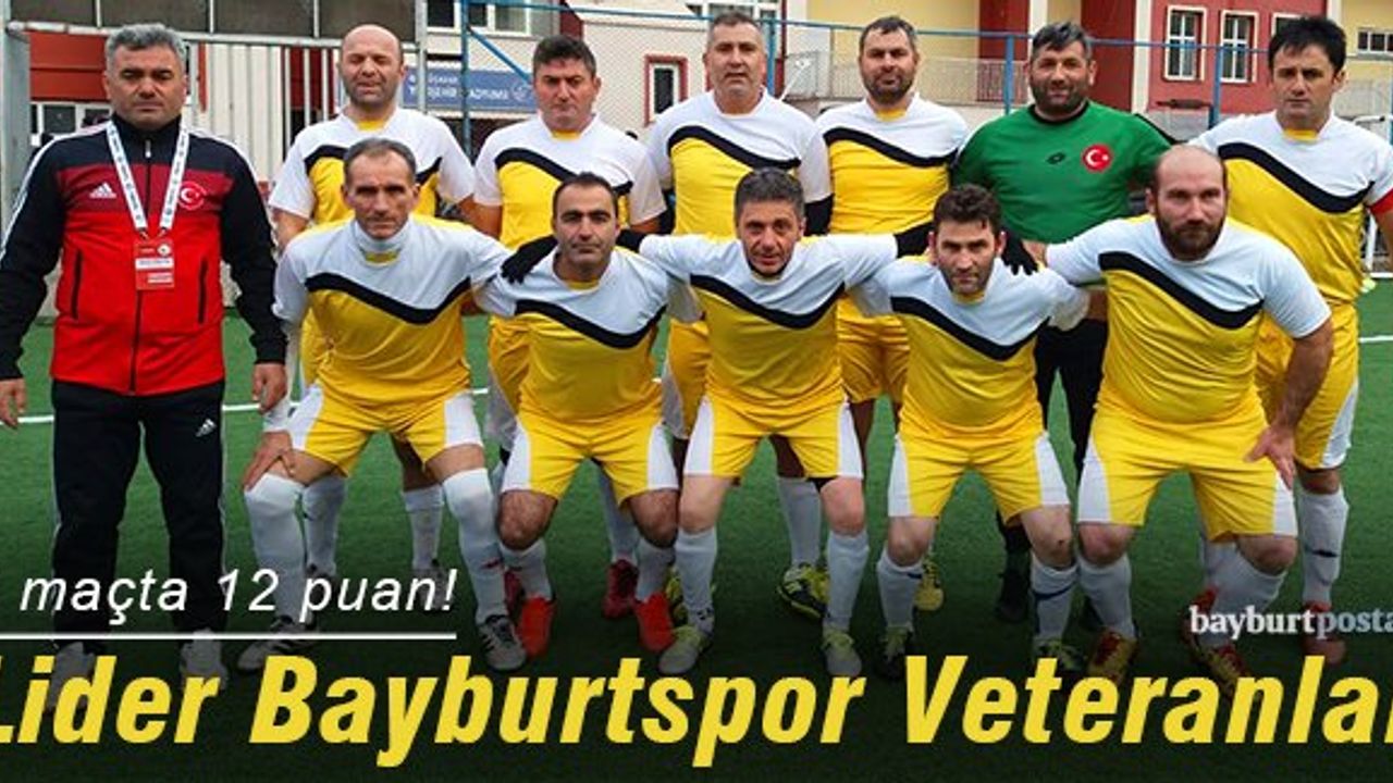 Bayburtspor Veteranlar bölgesel ligde lider