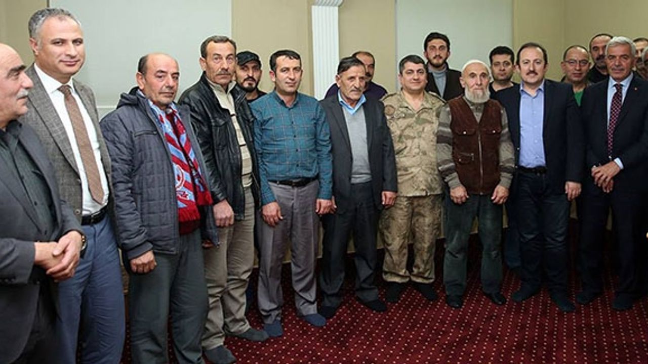 Vali Pehlivan, Çiçek Mahallesi'nde vatandaşlarla buluştu