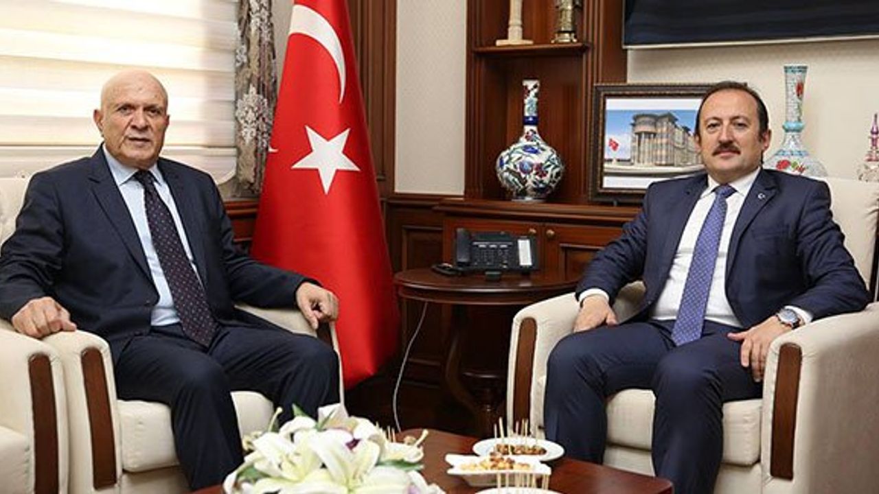 Pekmezci'den Vali Pehlivan'a ziyaret