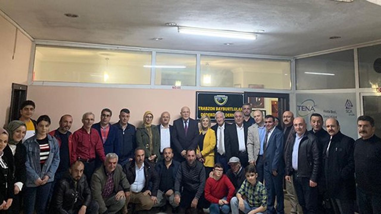 Başkan Pekmezci'den Trabzon'daki Bayburt derneklerine ziyaret