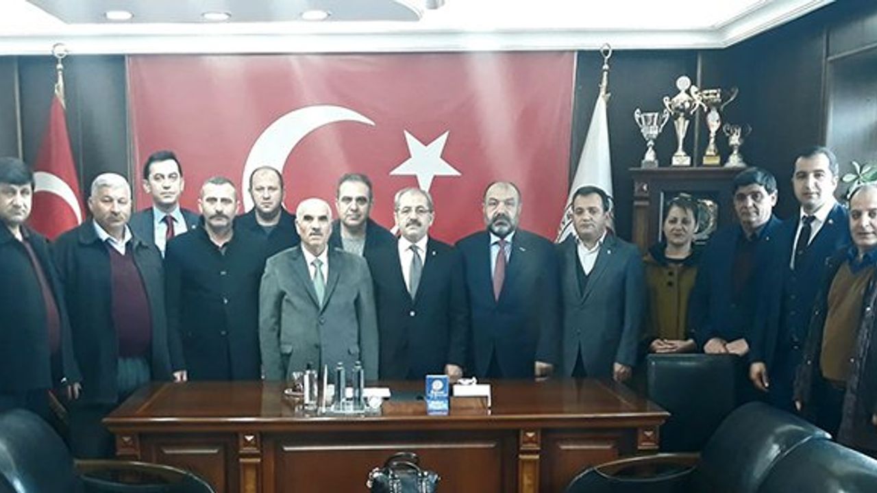 Seyhan: "Ülkemizin menfaatlerini her şeyin üstünde tutuyoruz"