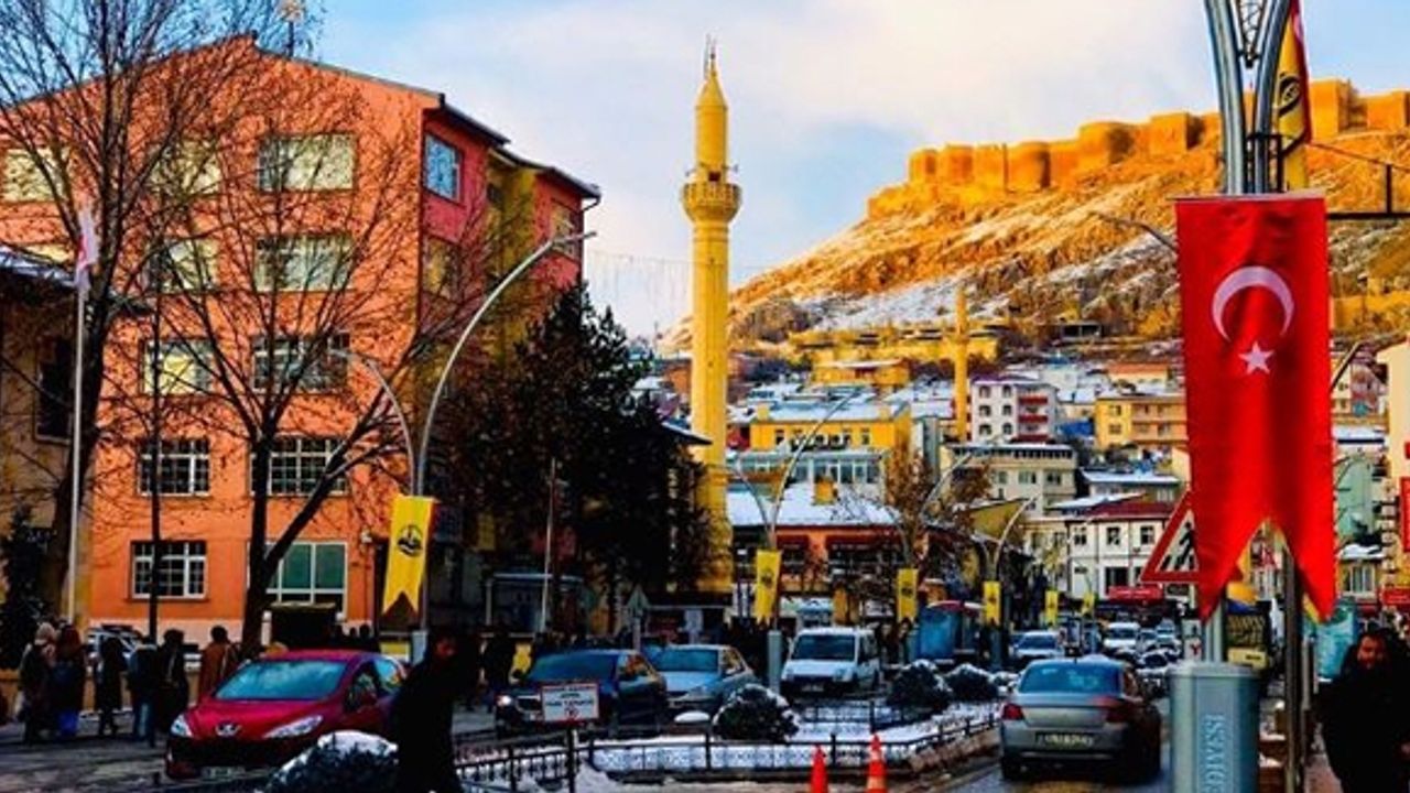 Bayburt'ta trafiğe kayıtlı araç sayısı 15 bin 602