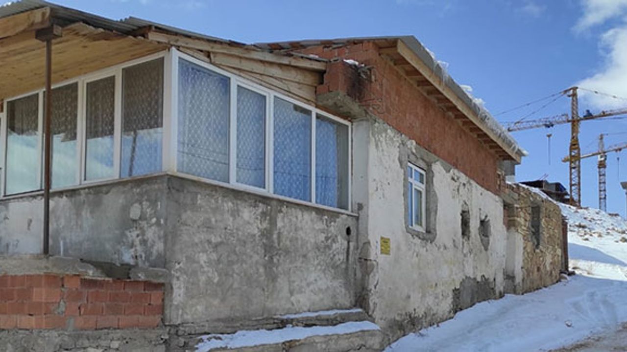 Şingah Mahalles'inde satılık ev ve arsa