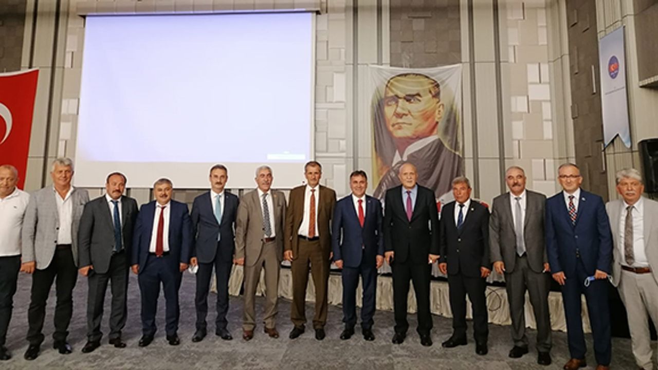 Başkan Pekmezci DKBB’de Yeniden Encümen Üyesi