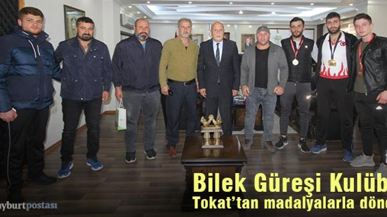 Bayburt Bilek Güreşi Takımı Tokat'tan madalyalarla döndü