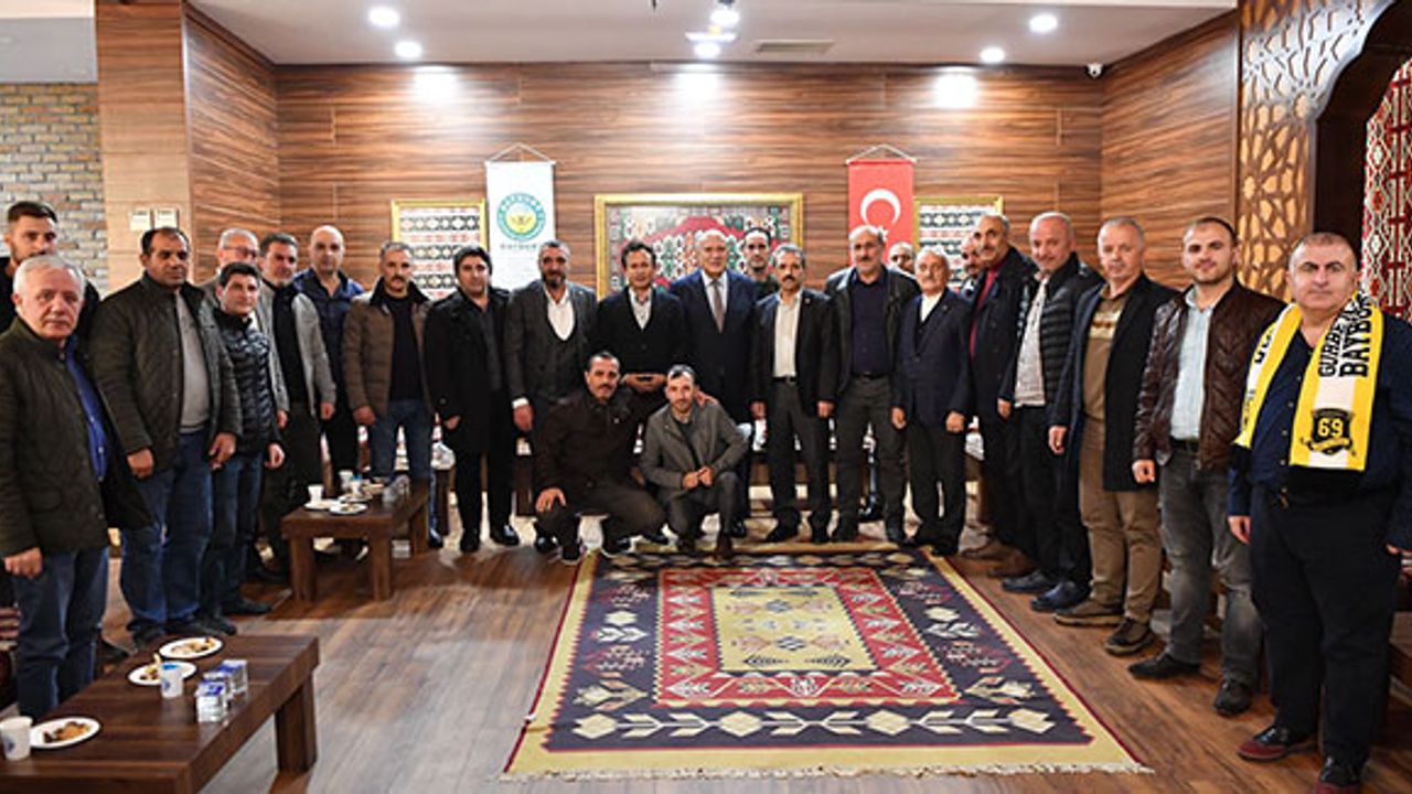 Başkan Pekmezci, Maltepe ve Tuzla Derneklerinde Bayburtlular'la buluştu