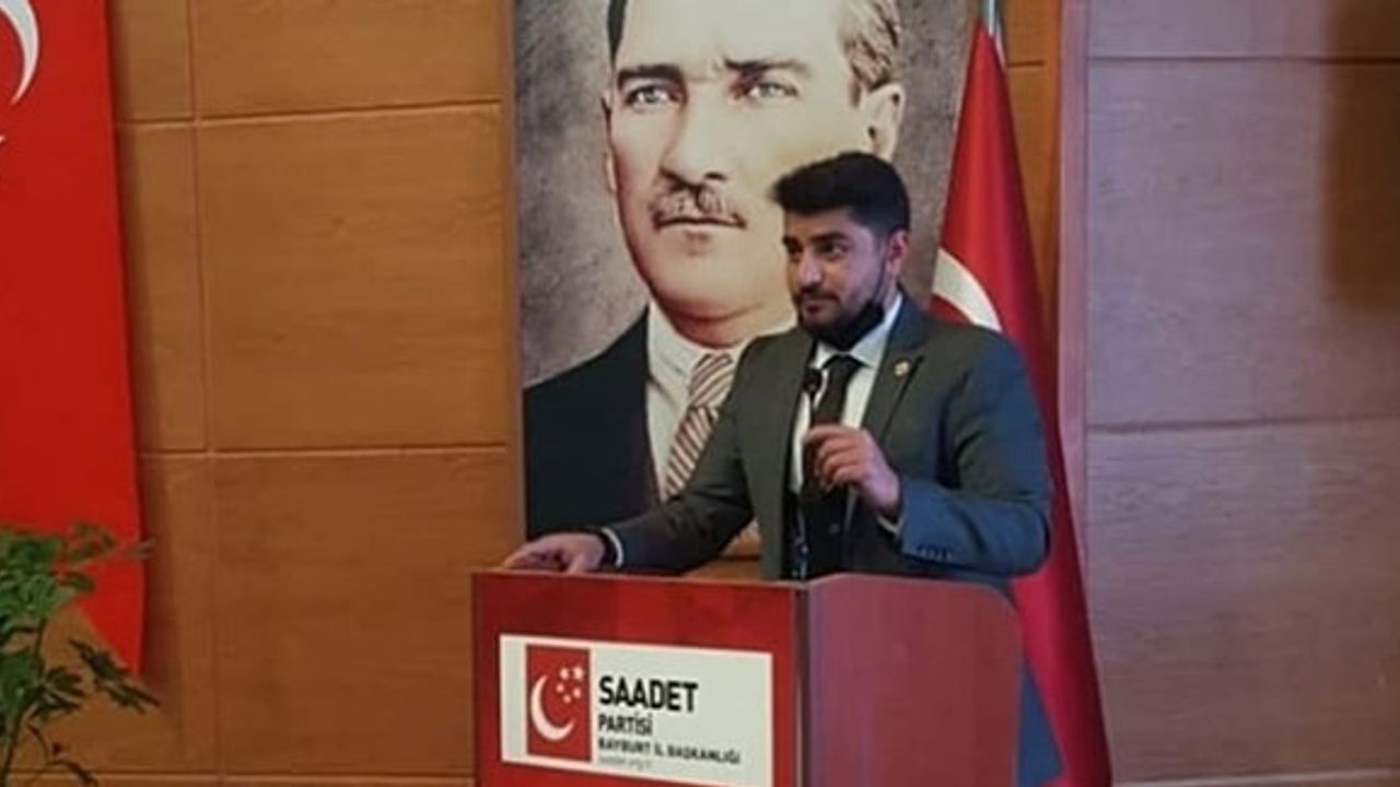 Karakaşoğlu: "2022 bütçesinde öğrenci giderlerinden çok faiz giderleri var"
