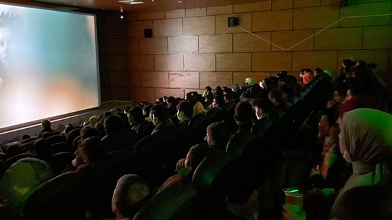 Bayburt’ta köy okulu öğrencileri sinema ile buluştu