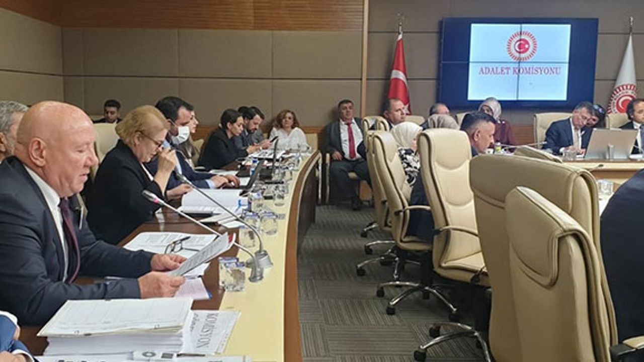 “Bu yasa yazılı basına kilit vurdurur”