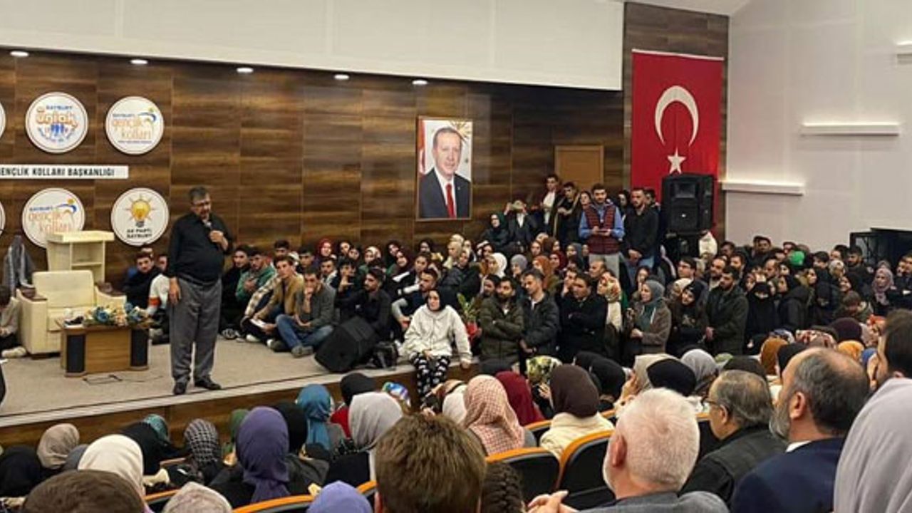 Bayburt AK Gençlik'ten Hayati İnanç söyleşisi
