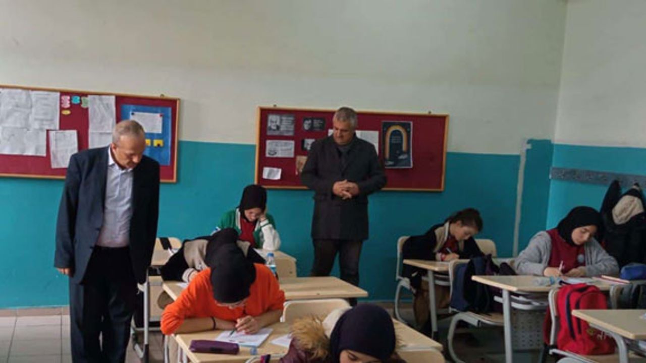 Bayburt'ta ortaokul ve lise öğrencilerine ölçme, değerlendirme sınavları