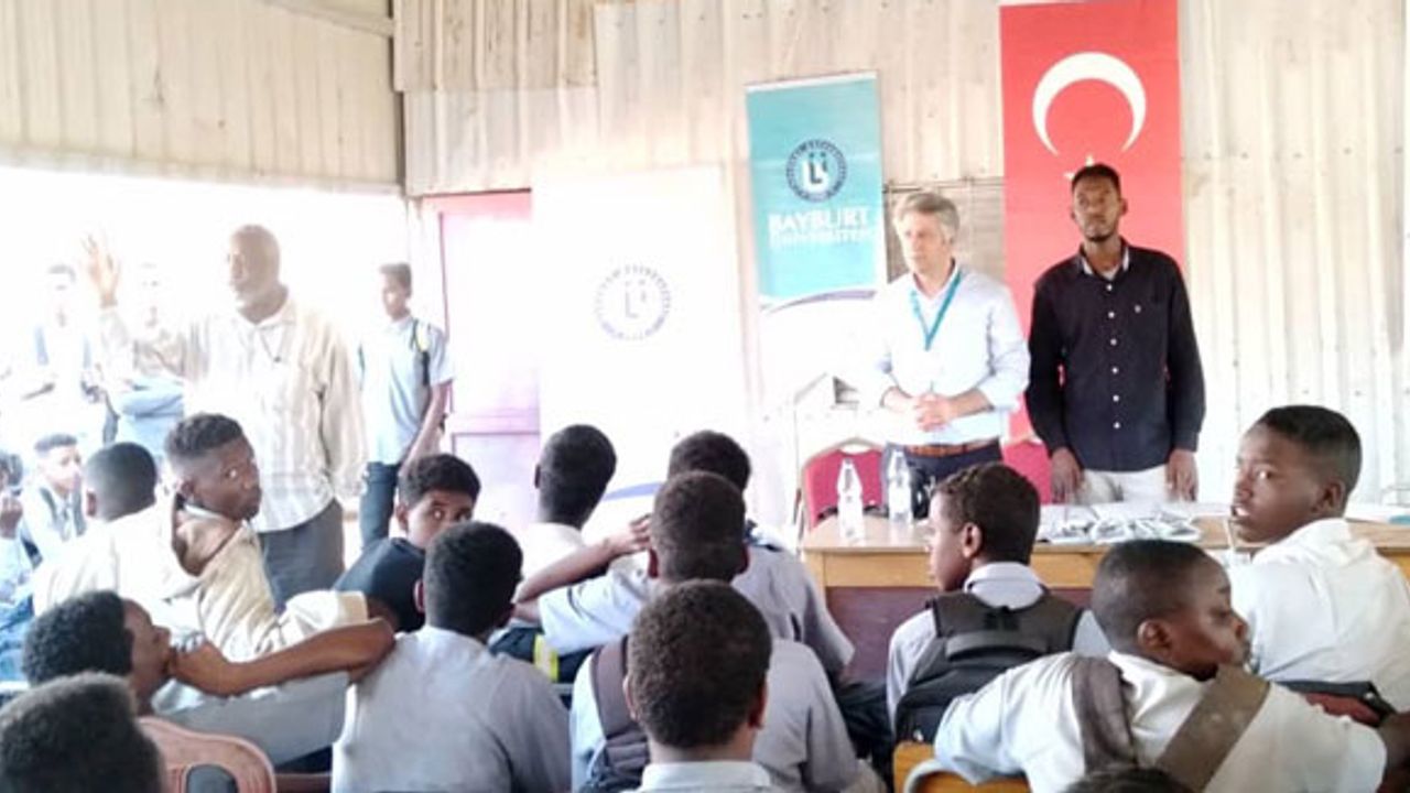 Bayburt Üniversitesi Sudan'daki Türk Üniversiteleri Eğitim Fuarındaydı