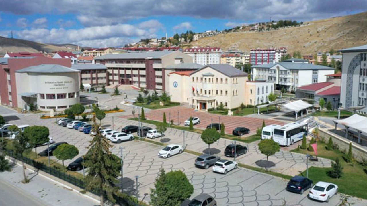 Bayburt Üniversitesi Kentsel Dönüşümün Sosyolojik Boyutunu TÜBİTAK Desteğiyle Araştıracak
