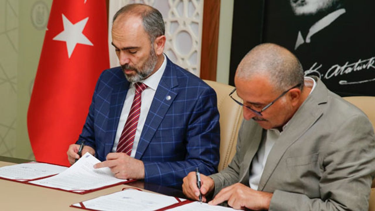 Bayburt Üniversitesinin Yeni Akademik Paydaşı Karamanoğlu Mehmetbey Üniversitesi