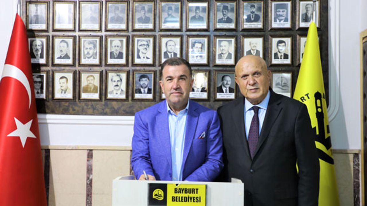 Vali Eldivan'dan Başkan Pekmezci'ye ziyaret