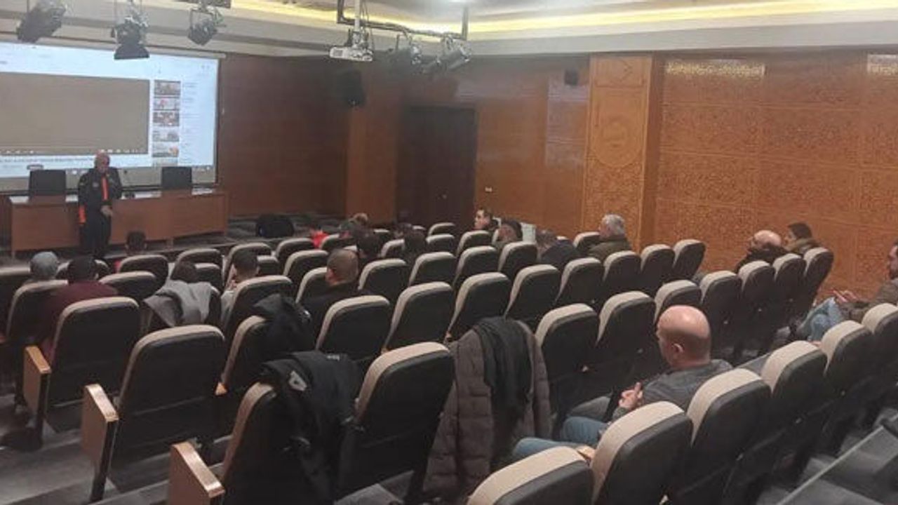 5 gün sürecek olan destek AFAD gönüllüleri eğitimleri başladı 